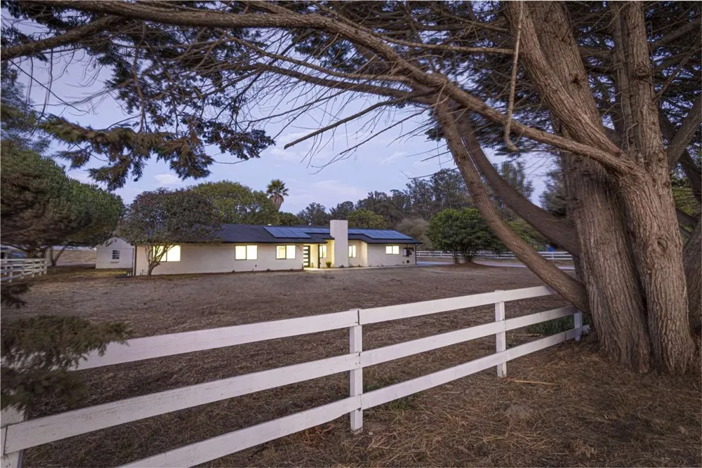 655 Ralcoa Way Arroyo Grande, CA 93420