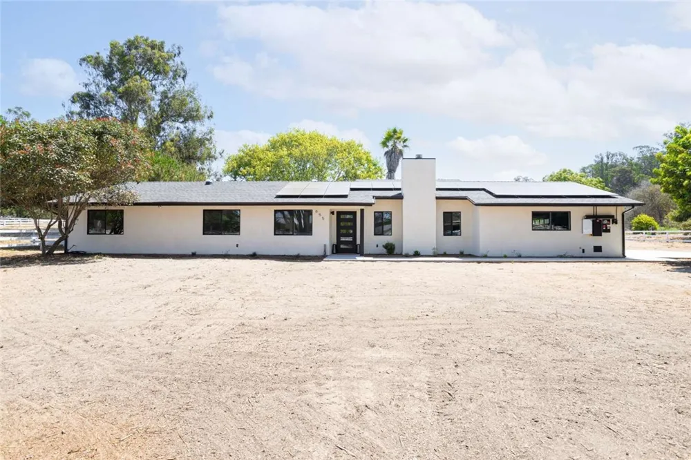 655 Ralcoa Way Arroyo Grande, CA 93420