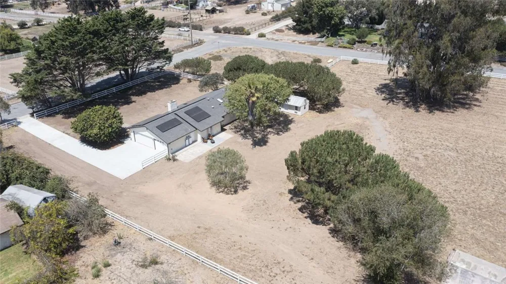 655 Ralcoa Way Arroyo Grande, CA 93420