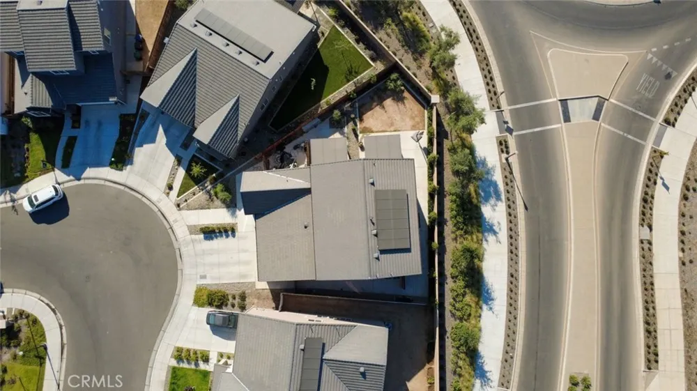1240 Atlantica S Madera, CA 93636