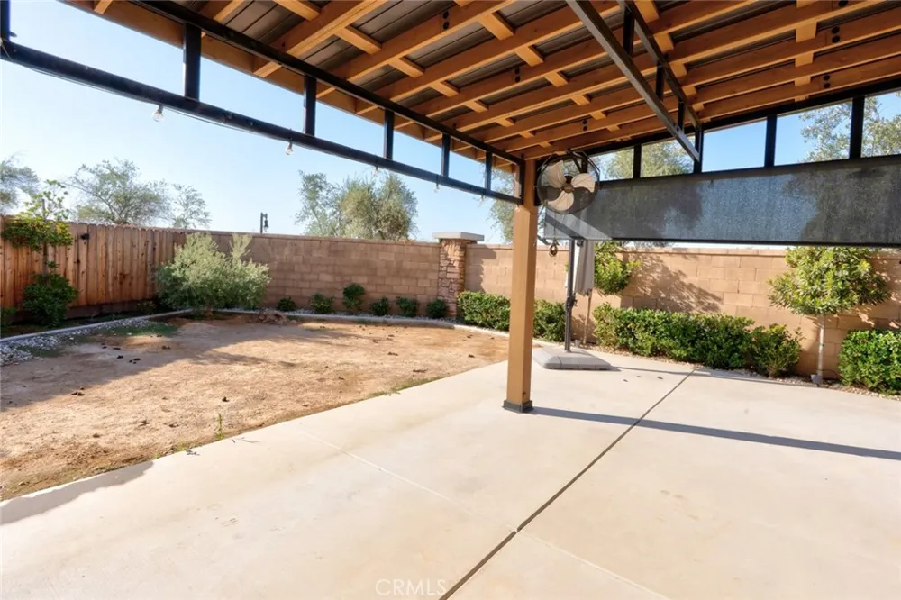 1240 Atlantica S Madera, CA 93636