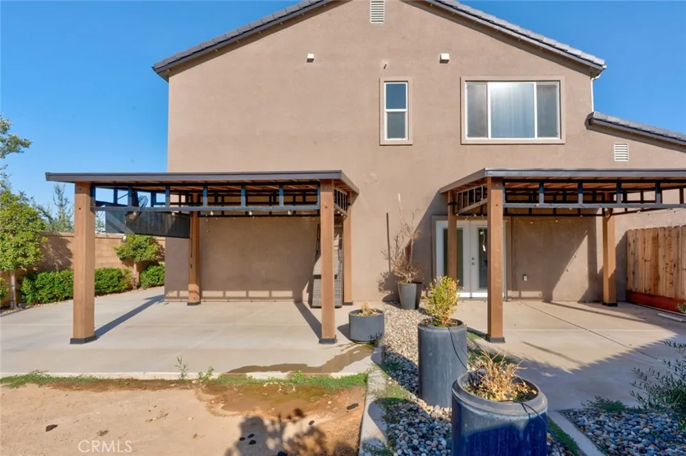 1240 Atlantica S Madera, CA 93636