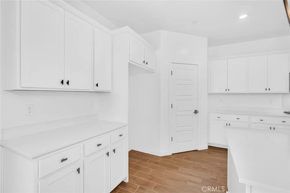 1240 Atlantica S Madera, CA 93636