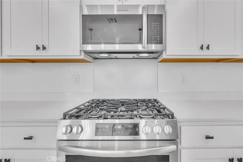 1240 Atlantica S Madera, CA 93636