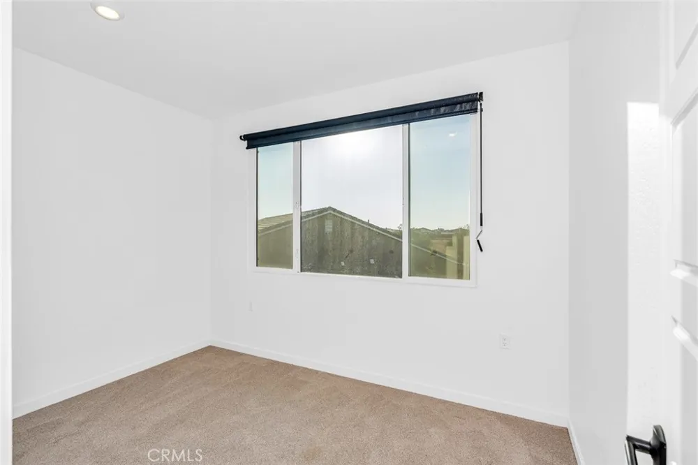1240 Atlantica S Madera, CA 93636