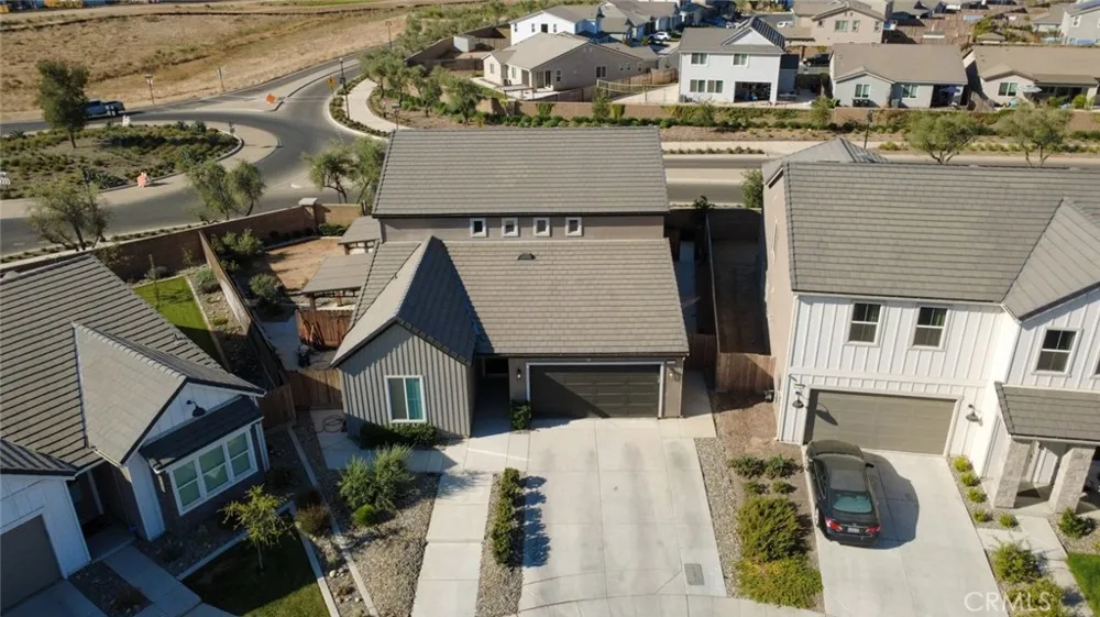 1240 Atlantica S Madera, CA 93636
