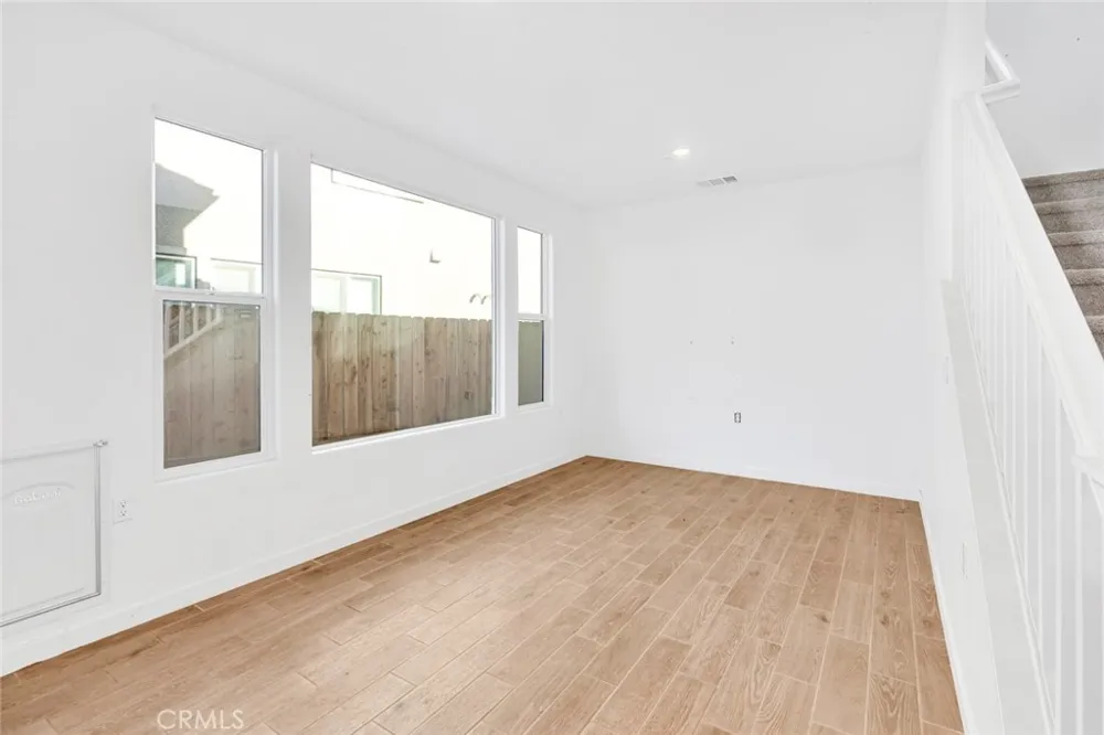 1240 Atlantica S Madera, CA 93636