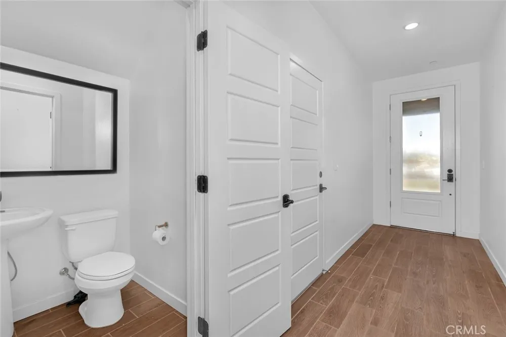 1240 Atlantica S Madera, CA 93636