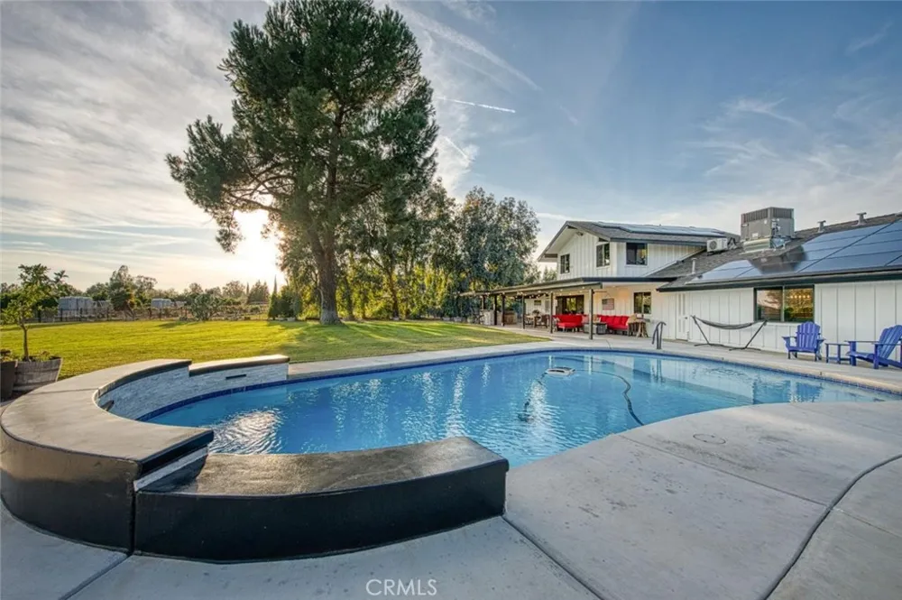 11735 E Santa Ana Clovis, CA 93619