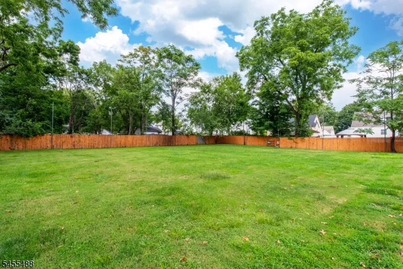 1125 E Front St Plainfield City, NJ 07062