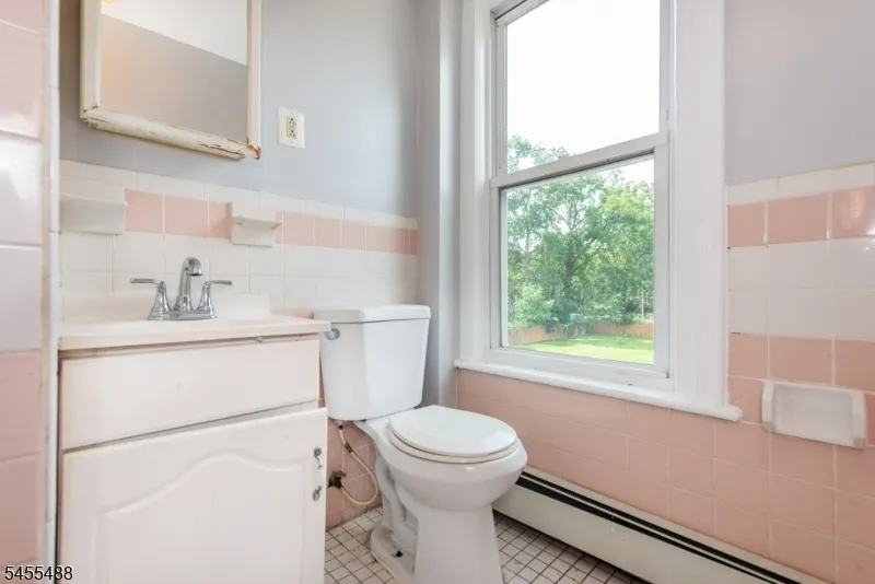 1125 E Front St Plainfield City, NJ 07062