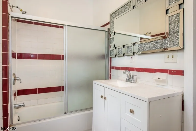 1125 E Front St Plainfield City, NJ 07062