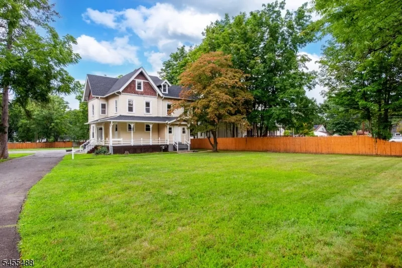 1125 E Front St Plainfield City, NJ 07062