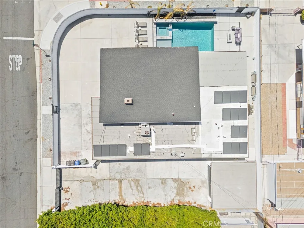 589 S Mountain View Palm Springs, CA 92264