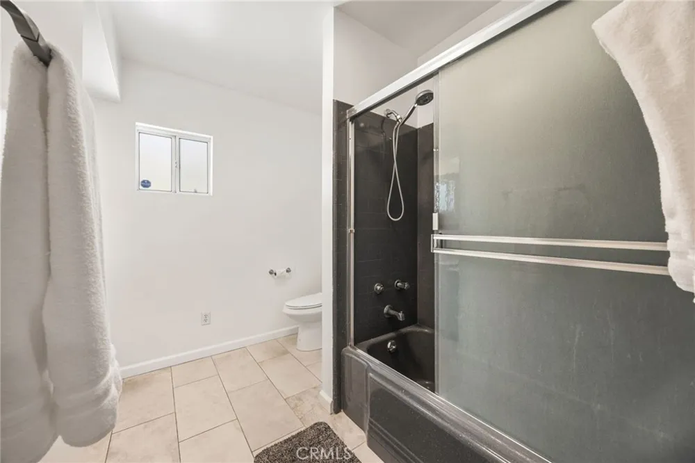 589 S Mountain View Palm Springs, CA 92264