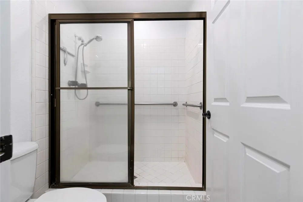 10928 Meseta Shadow Hills, CA 91040
