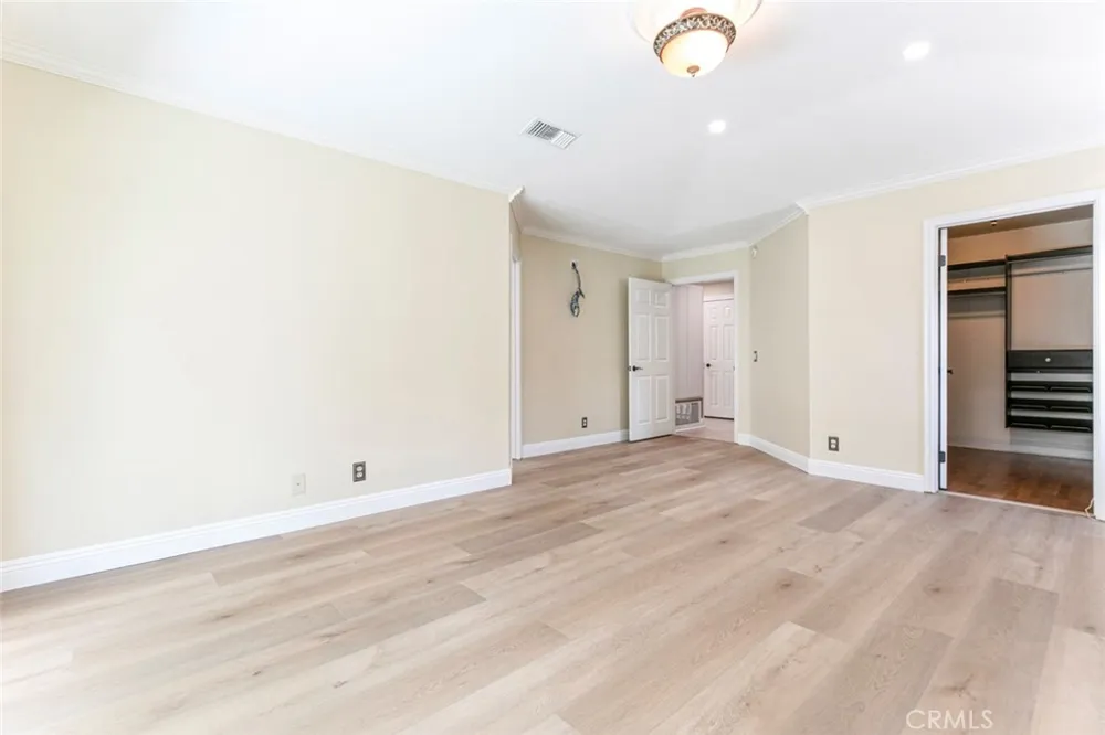 10928 Meseta Shadow Hills, CA 91040