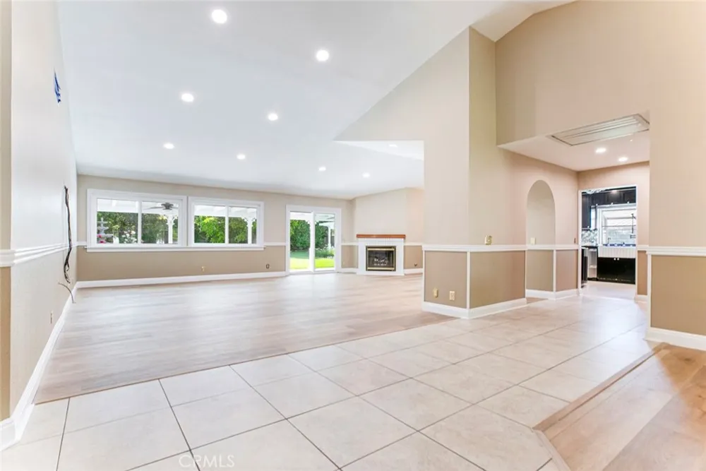 10928 Meseta Shadow Hills, CA 91040