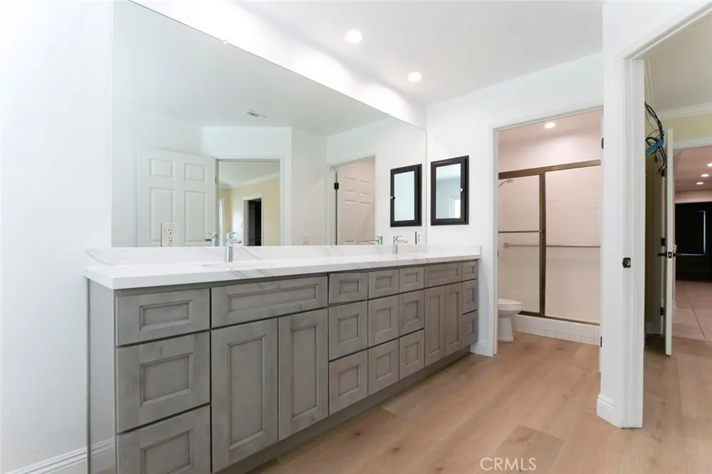 10928 Meseta Shadow Hills, CA 91040