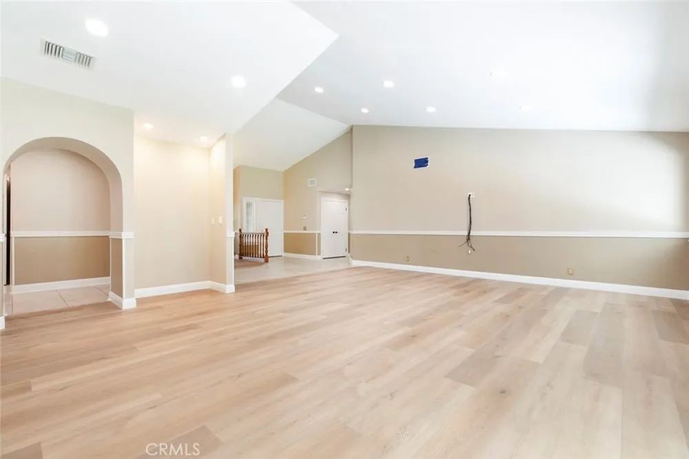 10928 Meseta Shadow Hills, CA 91040