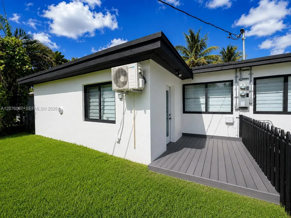 12341 NE 11th Ct #12341 North Miami, FL 33161