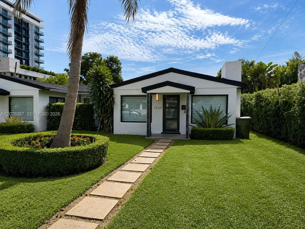 12341 NE 11th Ct #12341 North Miami, FL 33161