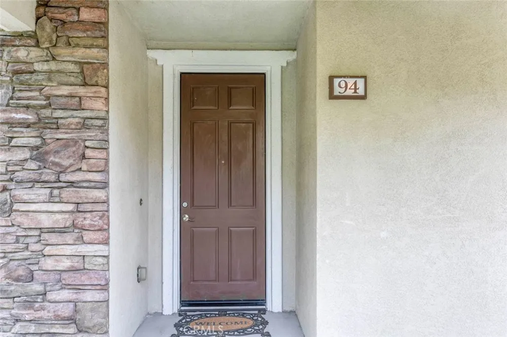 16652 Nicklaus Drive #94 Rancho Cascades, CA 91342