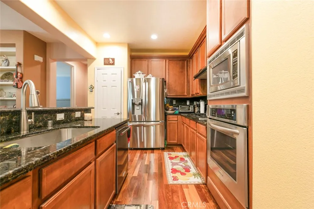 16652 Nicklaus Drive #94 Rancho Cascades, CA 91342