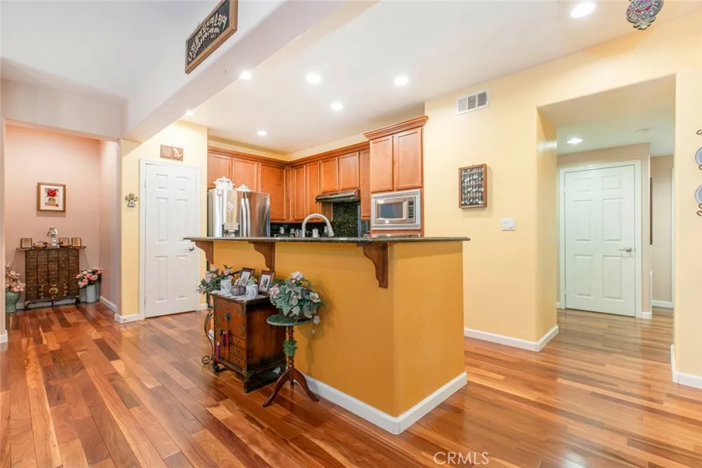 16652 Nicklaus Drive #94 Rancho Cascades, CA 91342