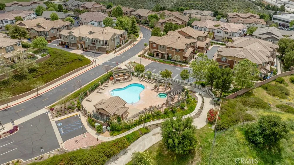 16652 Nicklaus Drive #94 Rancho Cascades, CA 91342