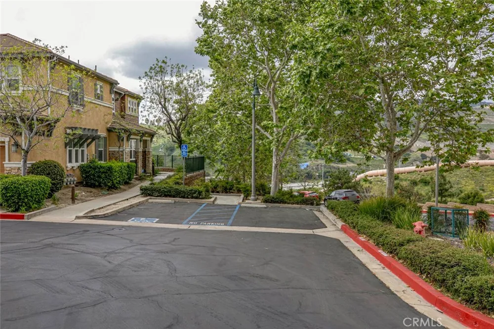 16652 Nicklaus Drive #94 Rancho Cascades, CA 91342