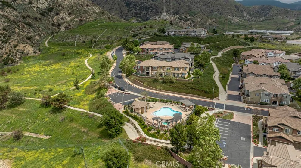 16652 Nicklaus Drive #94 Rancho Cascades, CA 91342