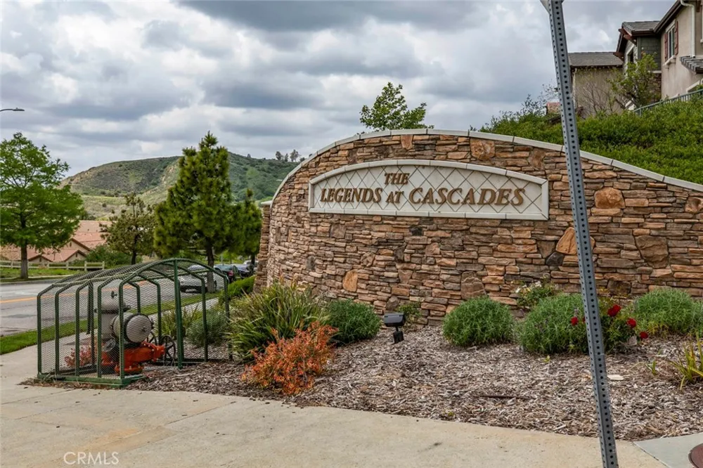 16652 Nicklaus Drive #94 Rancho Cascades, CA 91342