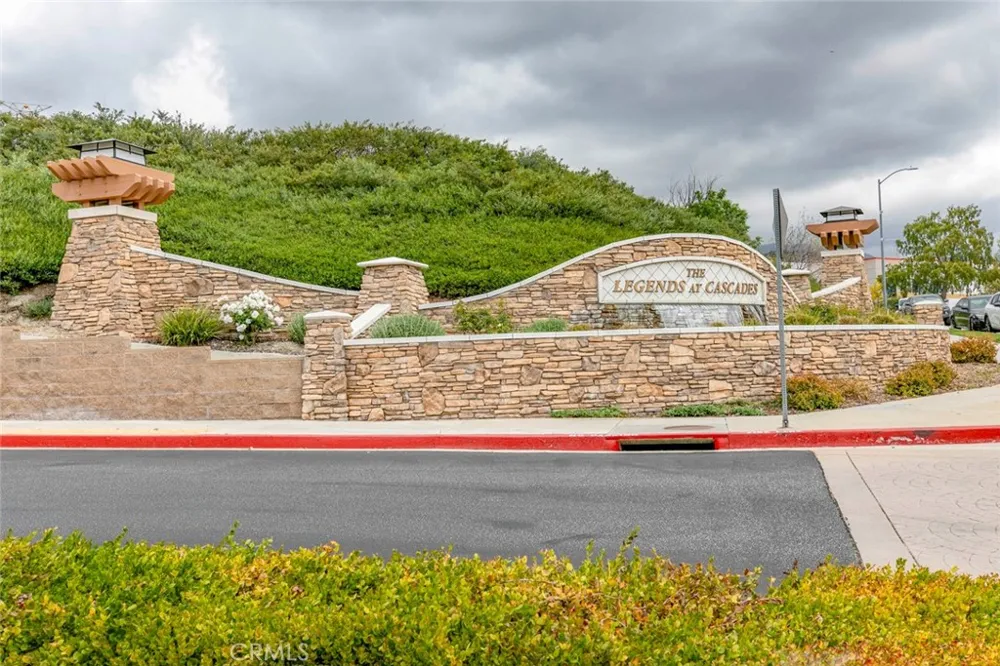 16652 Nicklaus Drive #94 Rancho Cascades, CA 91342