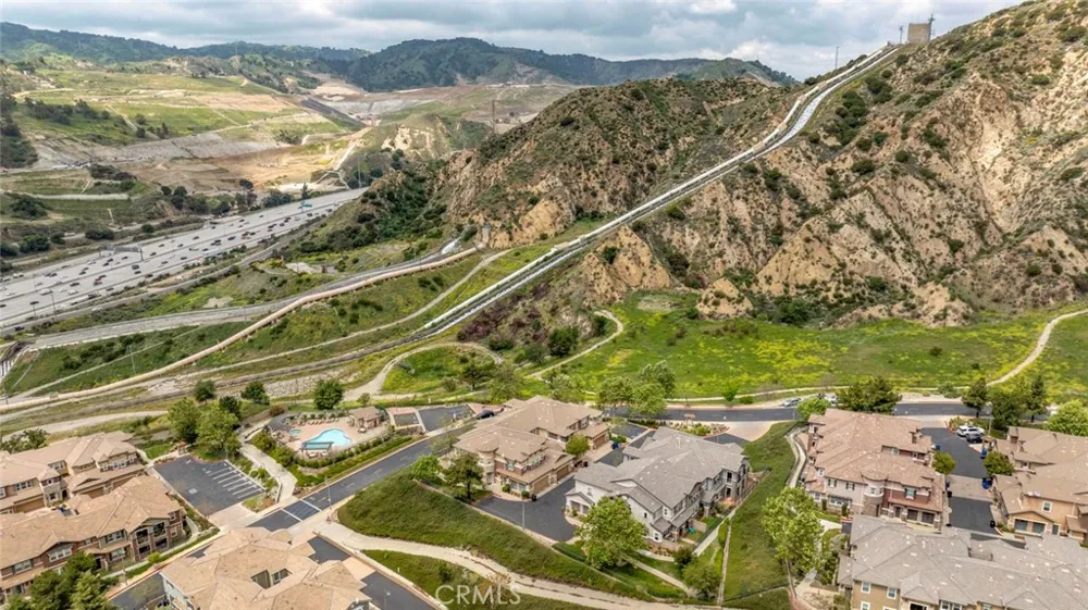 16652 Nicklaus Drive #94 Rancho Cascades, CA 91342