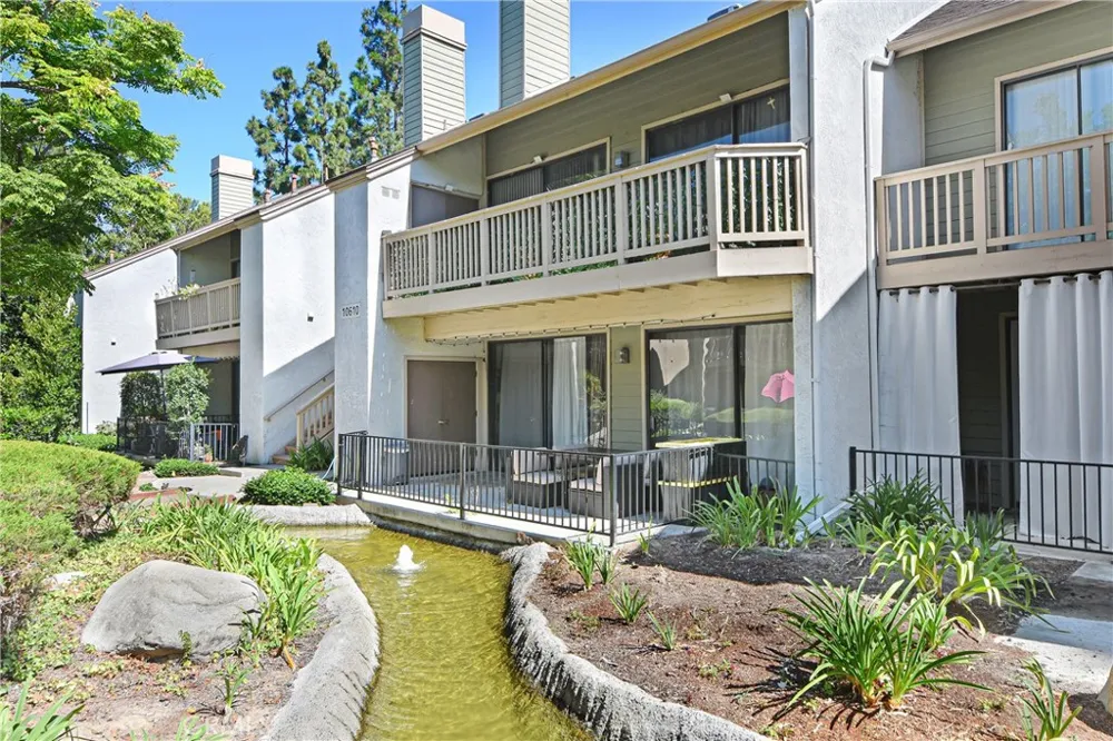 10610 Lakeside Drive #209 Garden Grove, CA 92840