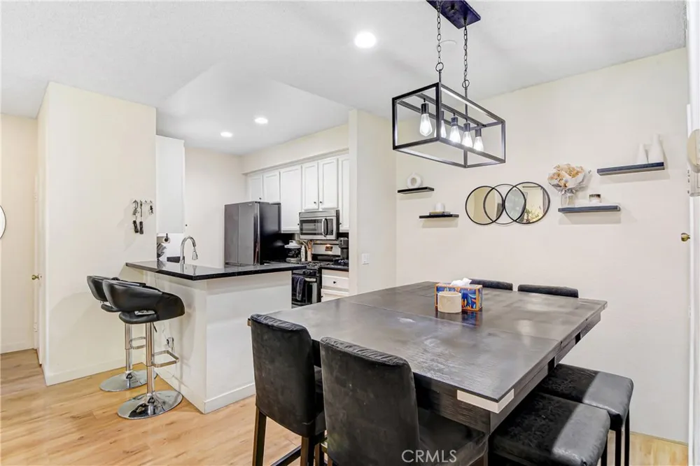 10610 Lakeside Drive #209 Garden Grove, CA 92840