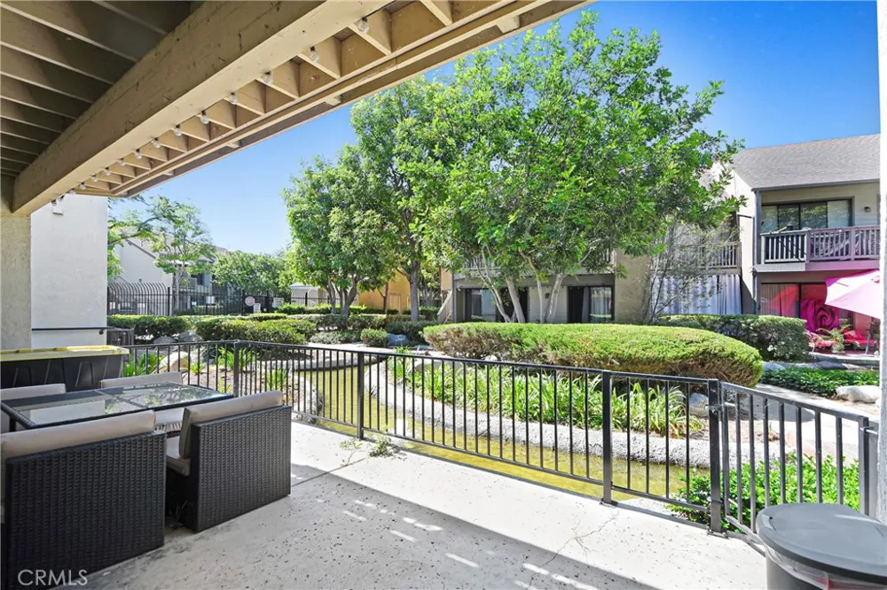 10610 Lakeside Drive #209 Garden Grove, CA 92840