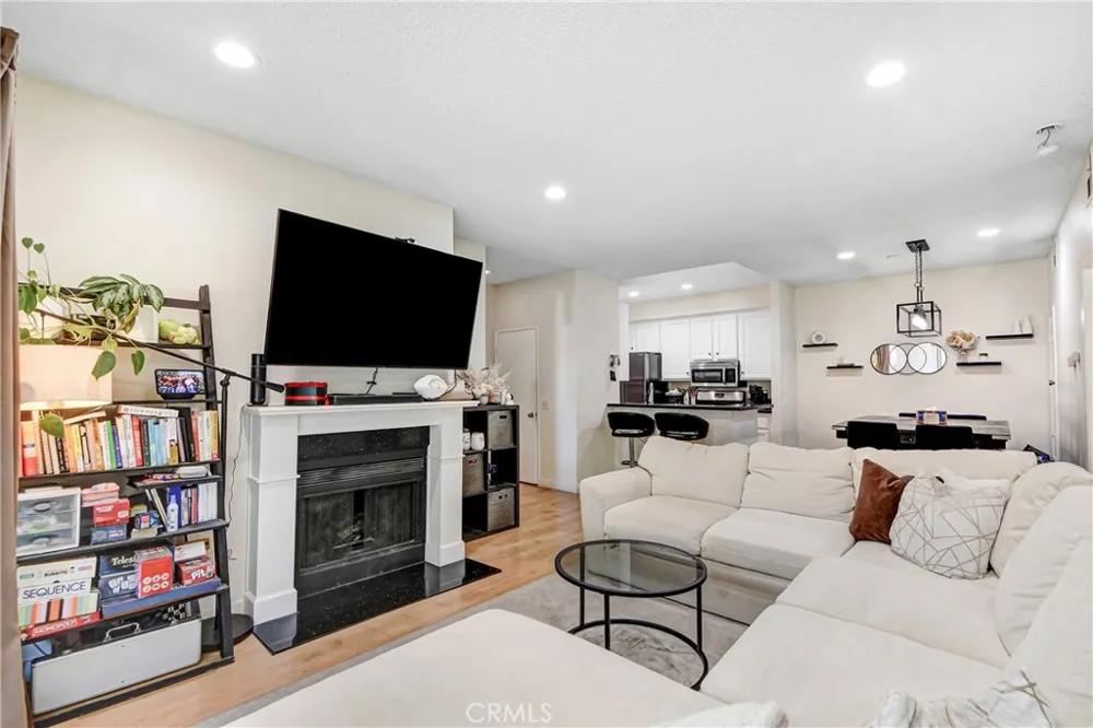 10610 Lakeside Drive #209 Garden Grove, CA 92840