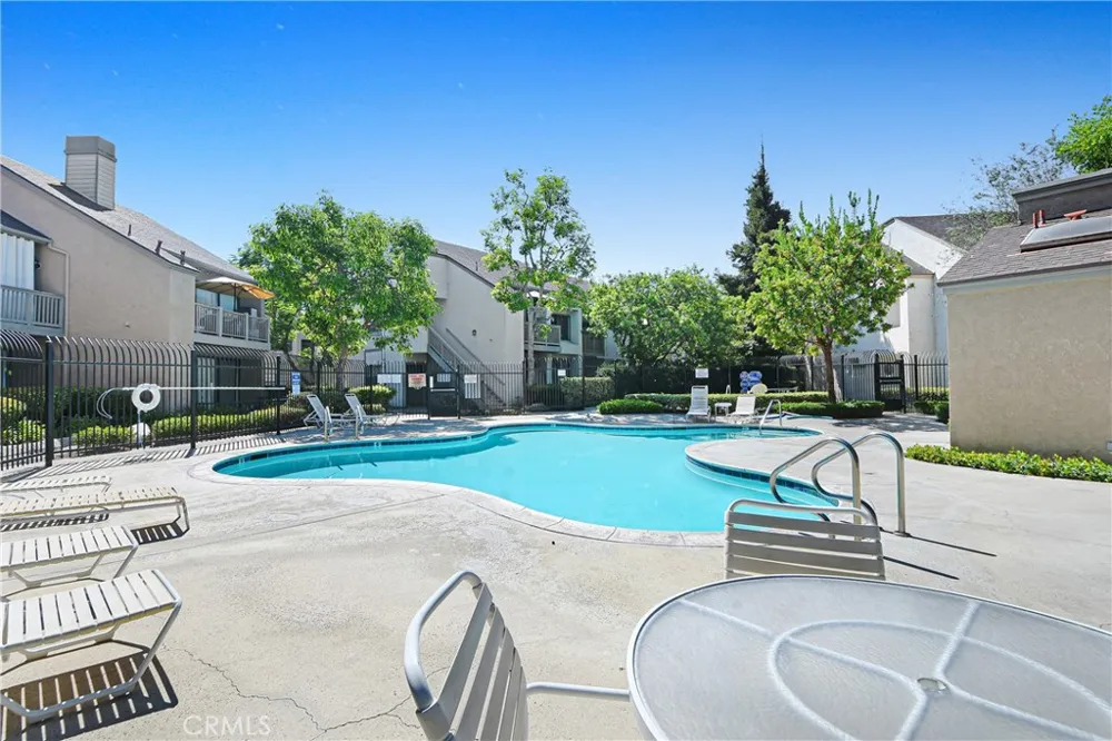 10610 Lakeside Drive #209 Garden Grove, CA 92840