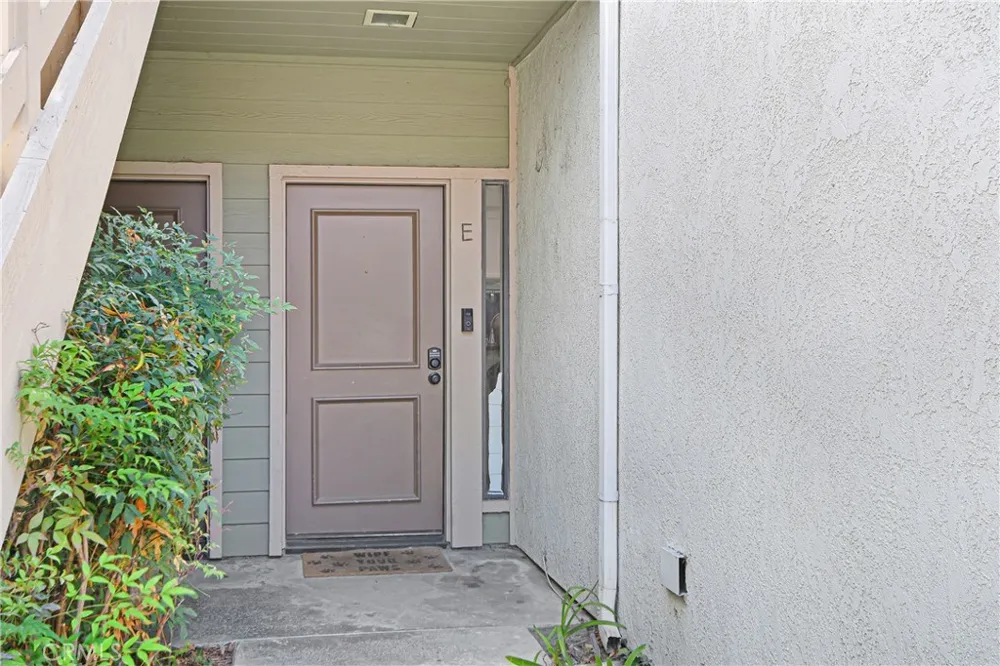 10610 Lakeside Drive #209 Garden Grove, CA 92840