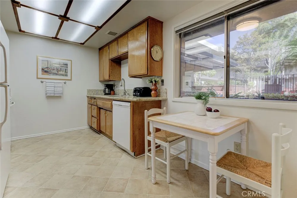125 W Mountain Street #102 Glendale, CA 91202