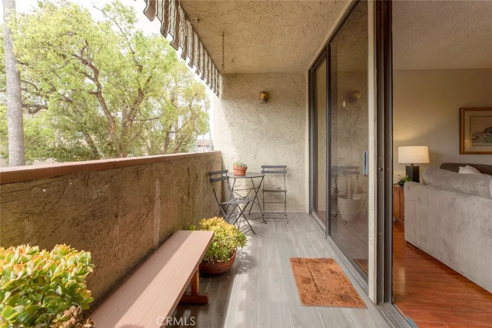 125 W Mountain Street #102 Glendale, CA 91202