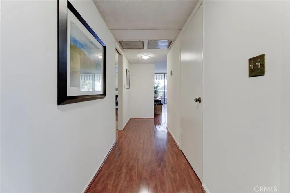 125 W Mountain Street #102 Glendale, CA 91202