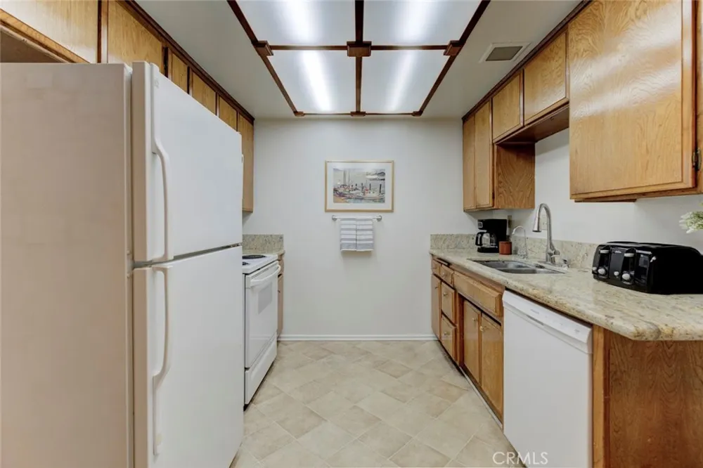 125 W Mountain Street #102 Glendale, CA 91202