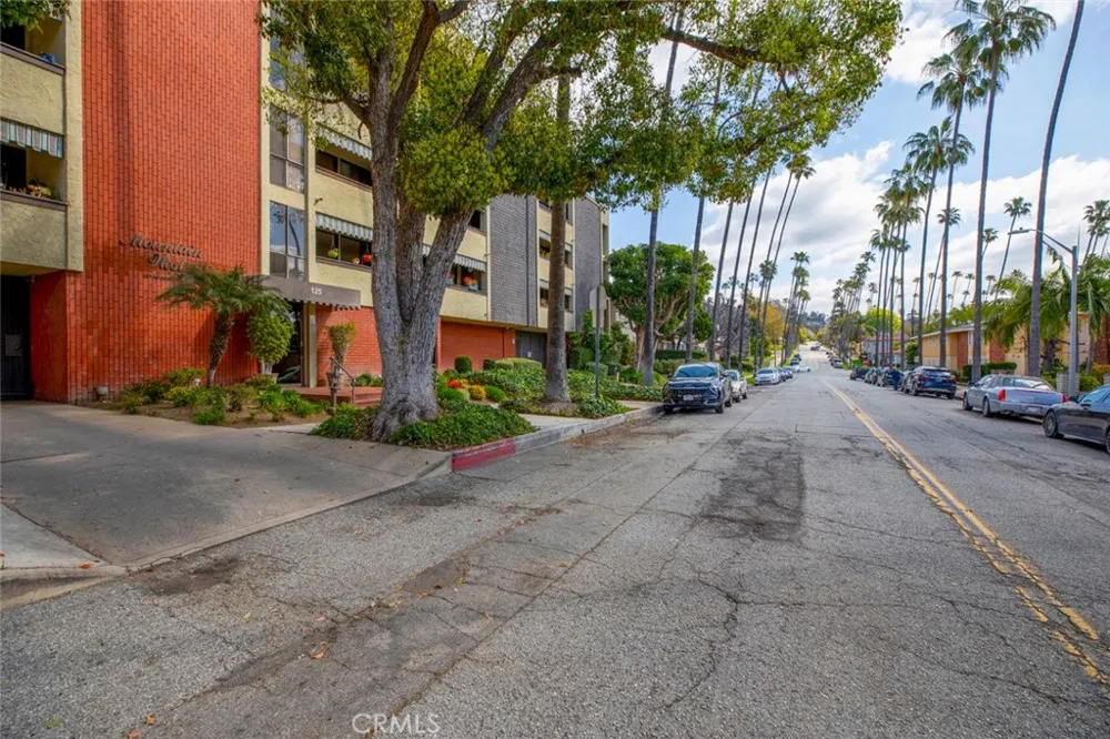 125 W Mountain Street #102 Glendale, CA 91202