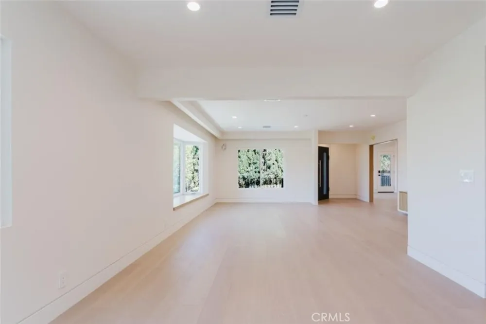 401 Brockmont Drive Glendale, CA 91202