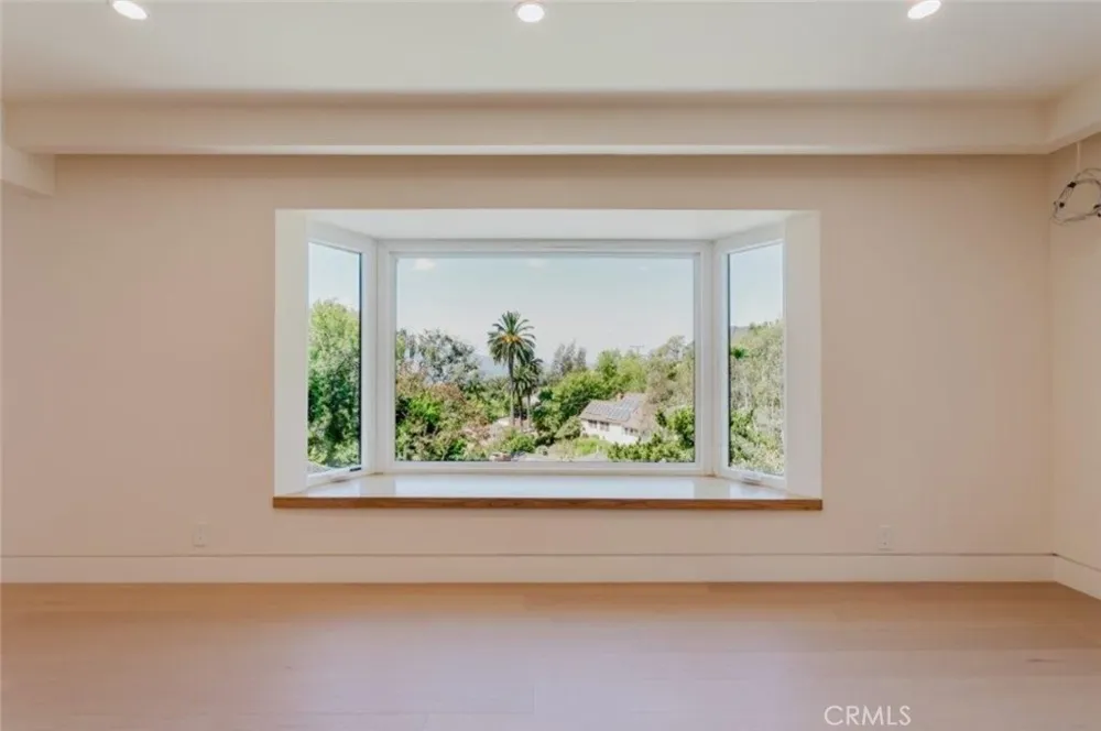 401 Brockmont Drive Glendale, CA 91202
