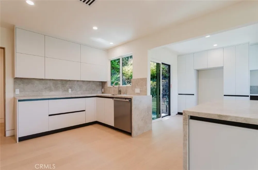 401 Brockmont Drive Glendale, CA 91202