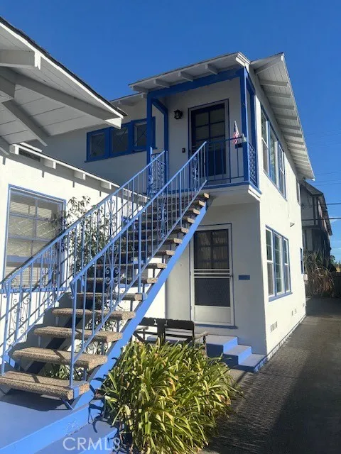 660 W Doran